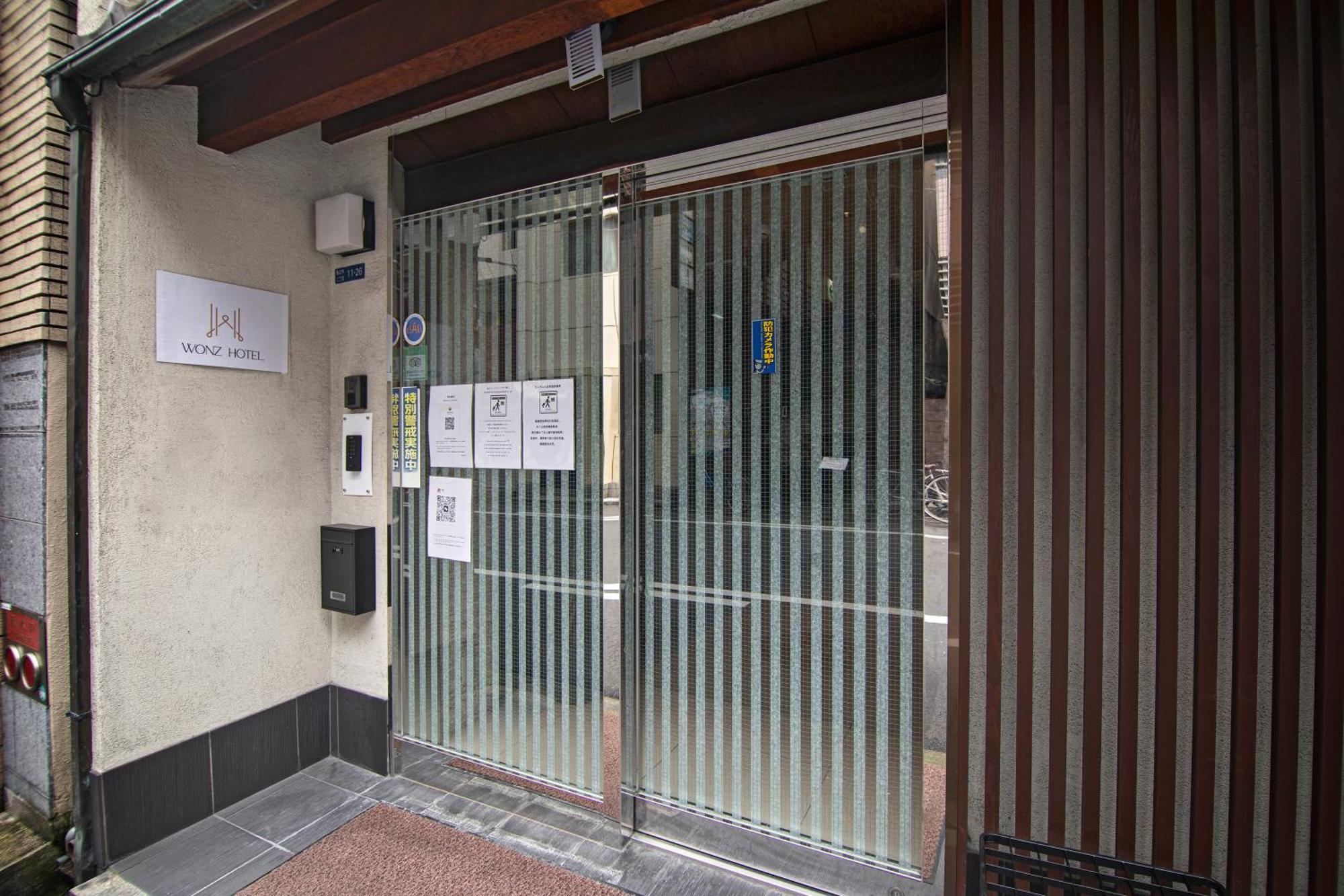 Wonz Hotel Self-Check-In Ōsaka Extérieur photo