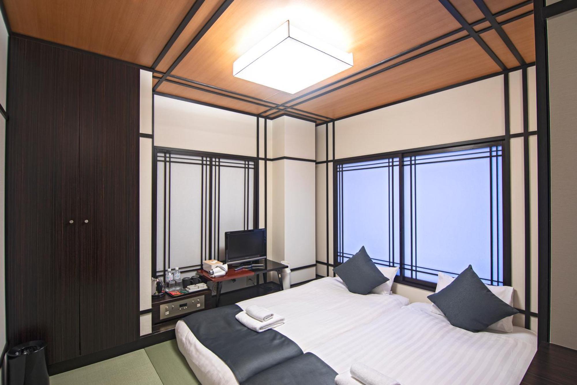 Wonz Hotel Self-Check-In Ōsaka Extérieur photo